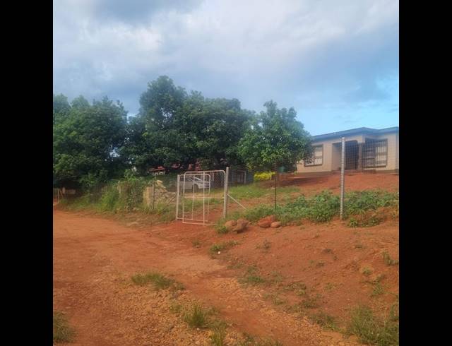 2 BEDROOM HOUSE FOR SALE IN LWAMONDO